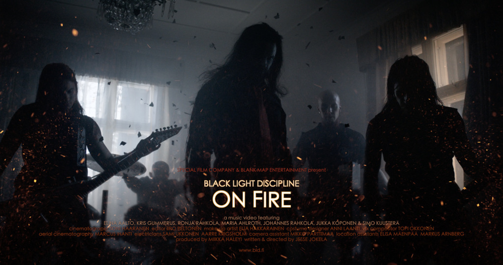 Black Light Discipline Cineastisch