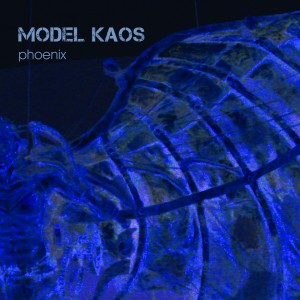 Model Kaos – Phoenix