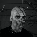 PTYL – aus dem goldenen Käfig